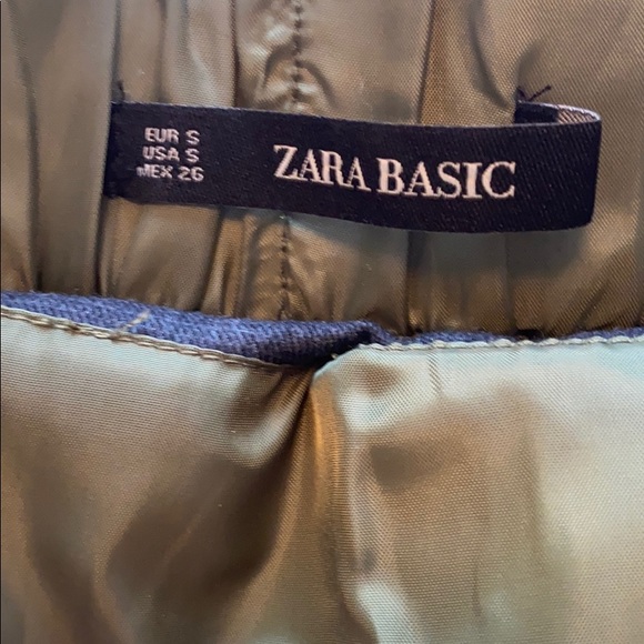 Zara Green Skirt - Picture 2 of 3